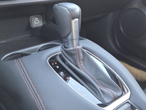 Used 2025 Honda HR-V Sport image 31