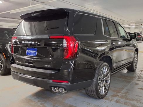New 2026 GMC Yukon Denali Ultimate w/ LPO, Illumination Package AWD/4WD image 8