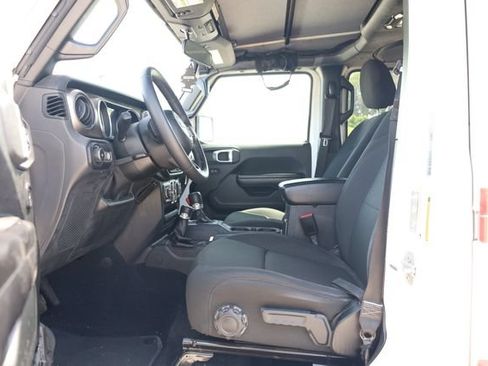 Used 2021 Jeep Wrangler Unlimited Sport AWD/4WD image 11