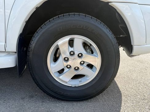 Used 2002 Toyota Sequoia Limited AWD/4WD image 34
