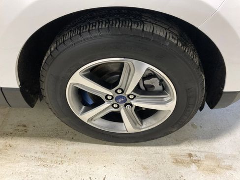 Used 2022 Ford Edge SEL w/ Convenience Package image 6