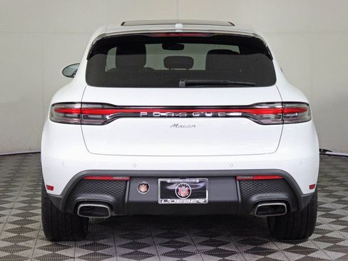 Certified 2025 Porsche Macan image 6