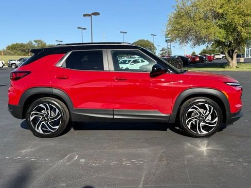 New 2026 Chevrolet TrailBlazer RS w/ Convenience Package FWD image 8