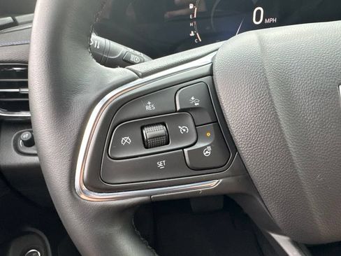 Used 2024 Buick Envista Sport Touring w/ Convenience I Package FWD image 15