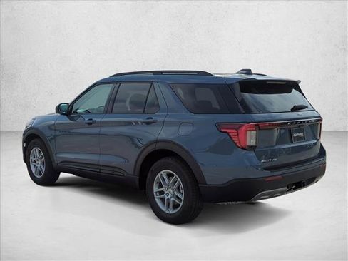 New 2026 Ford Explorer Active w/ Active Comfort Package image 9