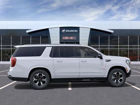 New 2026 GMC Yukon XL AT4 w/ AT4 Premium Plus Package AWD/4WD image 5
