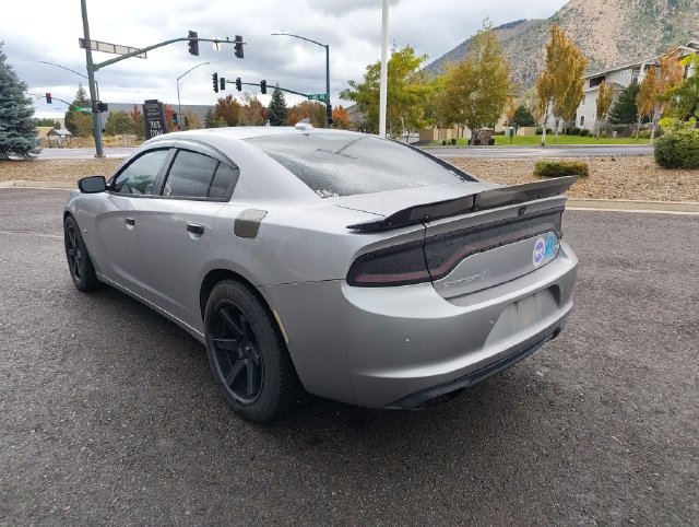 Used 2018 Dodge Charger R/T RWD image 3