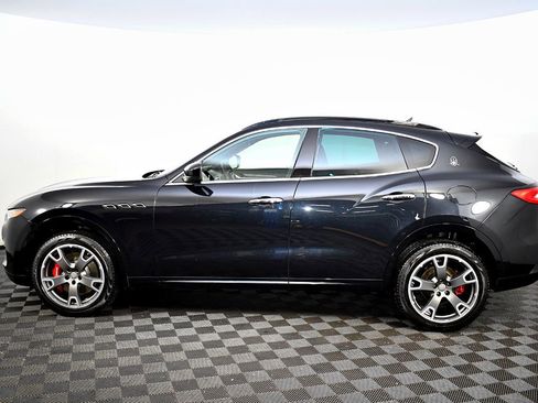 Used 2017 Maserati Levante S image 12