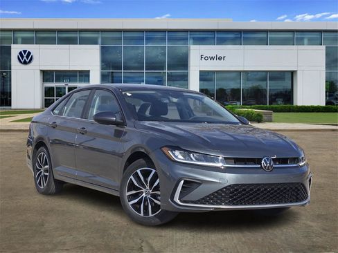 New 2026 Volkswagen Jetta SE image 1