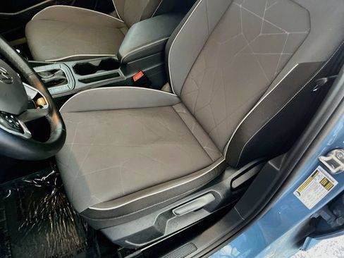 Used 2025 Volkswagen Jetta Sport FWD image 18