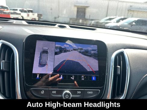 Used 2022 Chevrolet Equinox Premier FWD image 18