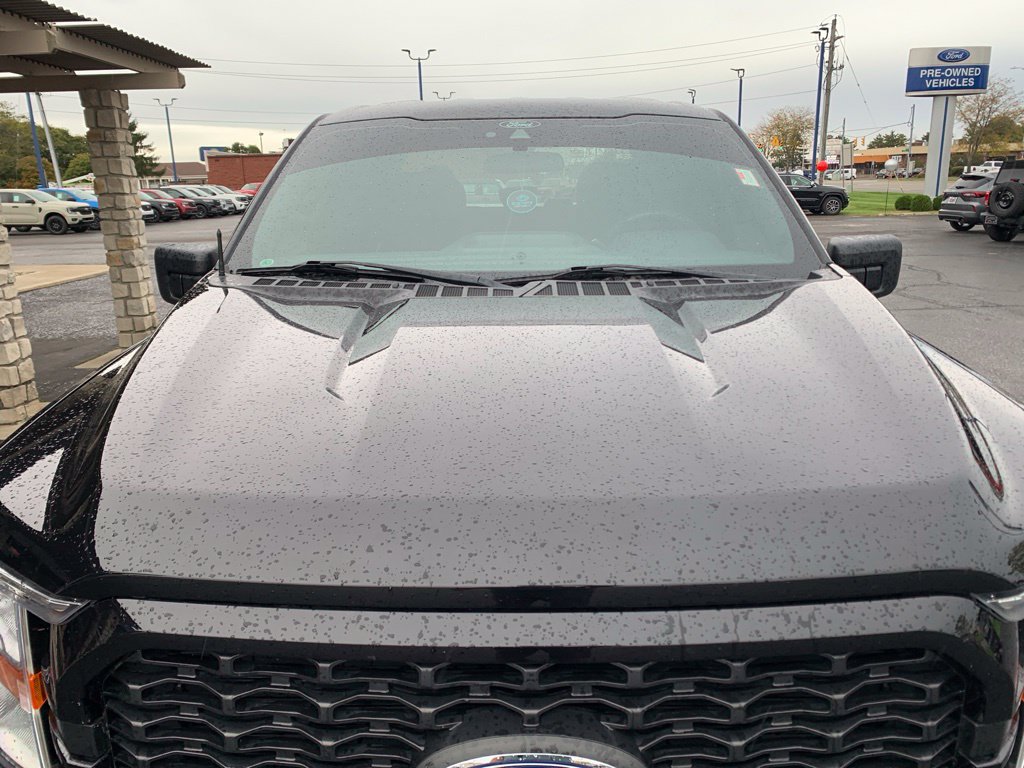 Certified 2022 Ford F150 XL w/ STX Appearance Package AWD/4WD image 11