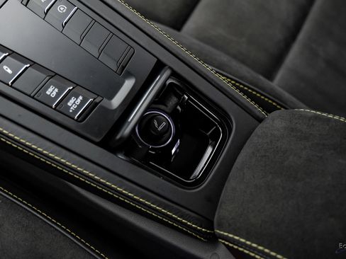Used 2021 Porsche 718 Cayman GT4 RWD image 65