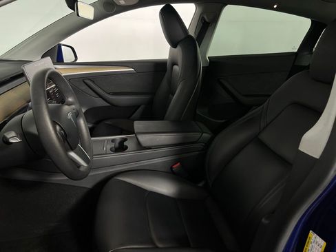 Used 2023 Tesla Model Y Long Range image 22