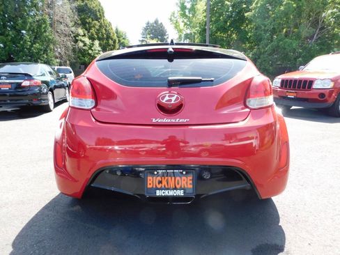 Used 2014 Hyundai Veloster w/ Style Package 02 FWD image 20