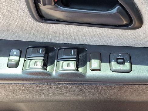 Used 2007 Chevrolet Colorado LT w/ LT Preferred Equipment Group AWD/4WD image 15