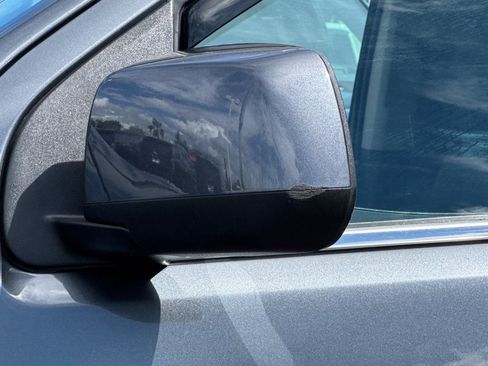 Used 2016 Chevrolet Colorado LT image 47