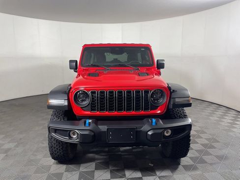 Certified 2025 Jeep Wrangler Unlimited Rubicon 4xe w/ Convenience Group AWD/4WD image 8