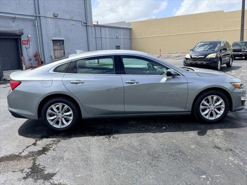 Used 2025 Chevrolet Malibu LT FWD image 11