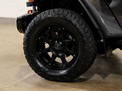 Used 2021 Jeep Gladiator Mojave image 10