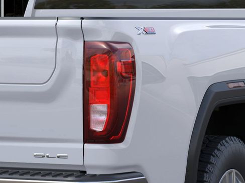 Used 2023 GMC Sierra 2500 SLE w/ SLE Value Package; image 12