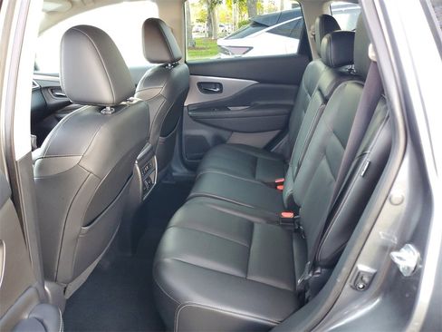 Used 2019 Nissan Murano SL image 11