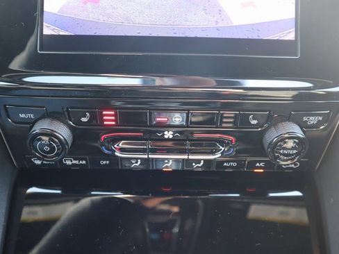 New 2025 Jeep Grand Cherokee L Altitude image 13