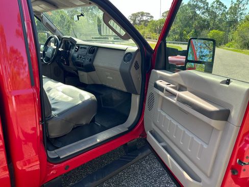 Used 2009 Ford F250 XL image 15