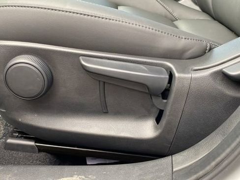 New 2025 MAZDA CX-30 AWD 2.5 S w/ Select Sport Pkg image 19