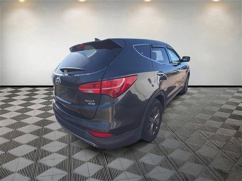 Used 2013 Hyundai Santa Fe Sport image 4