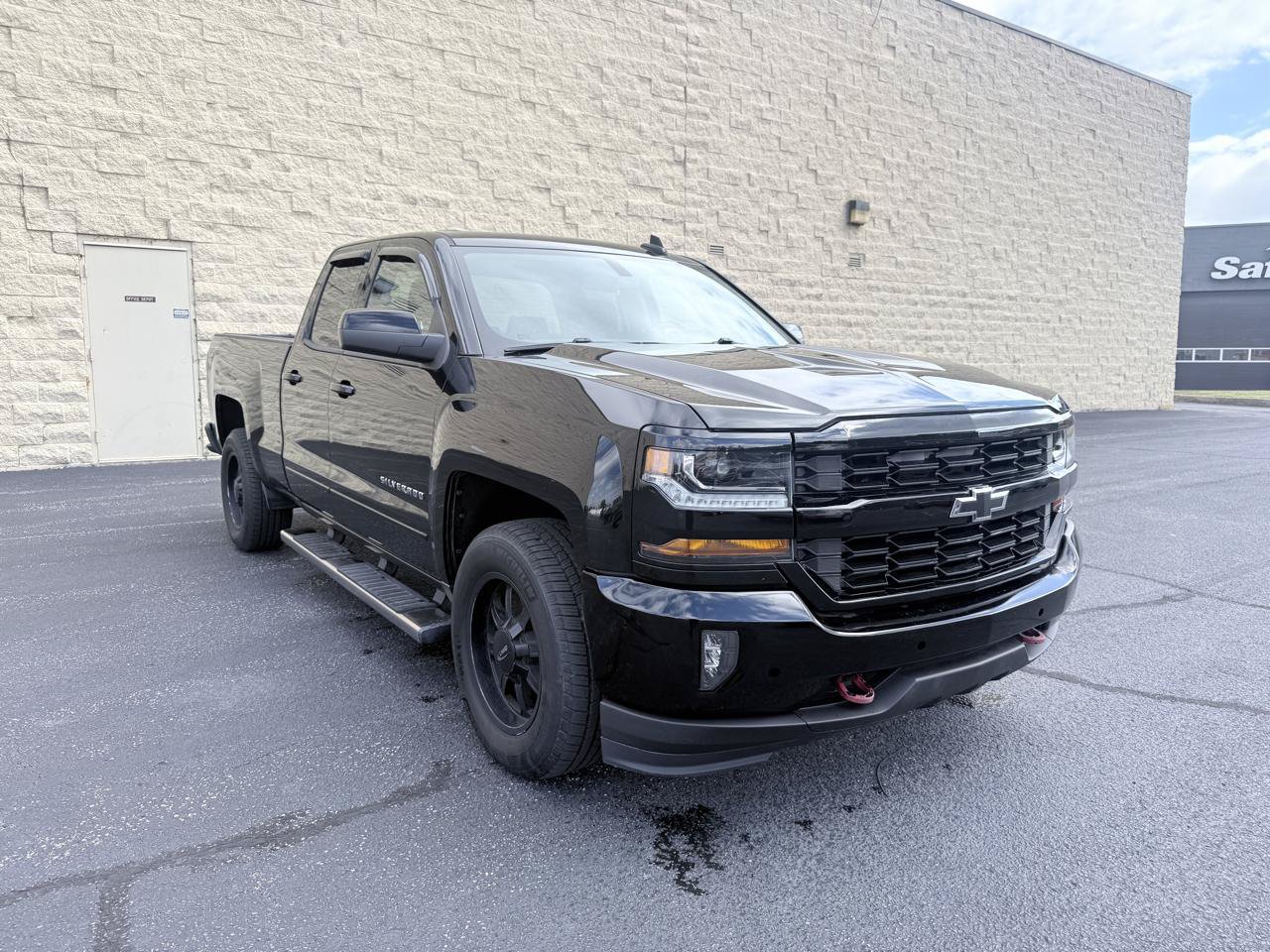 Used 2016 Chevrolet Silverado 1500 LT w/ All Star Edition AWD/4WD image 7