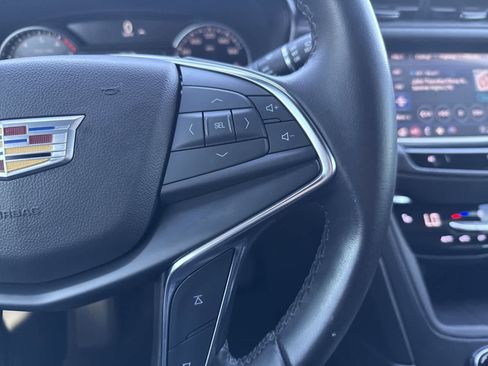 Used 2022 Cadillac XT5 Luxury w/ LPO, Floor Liner Package image 30