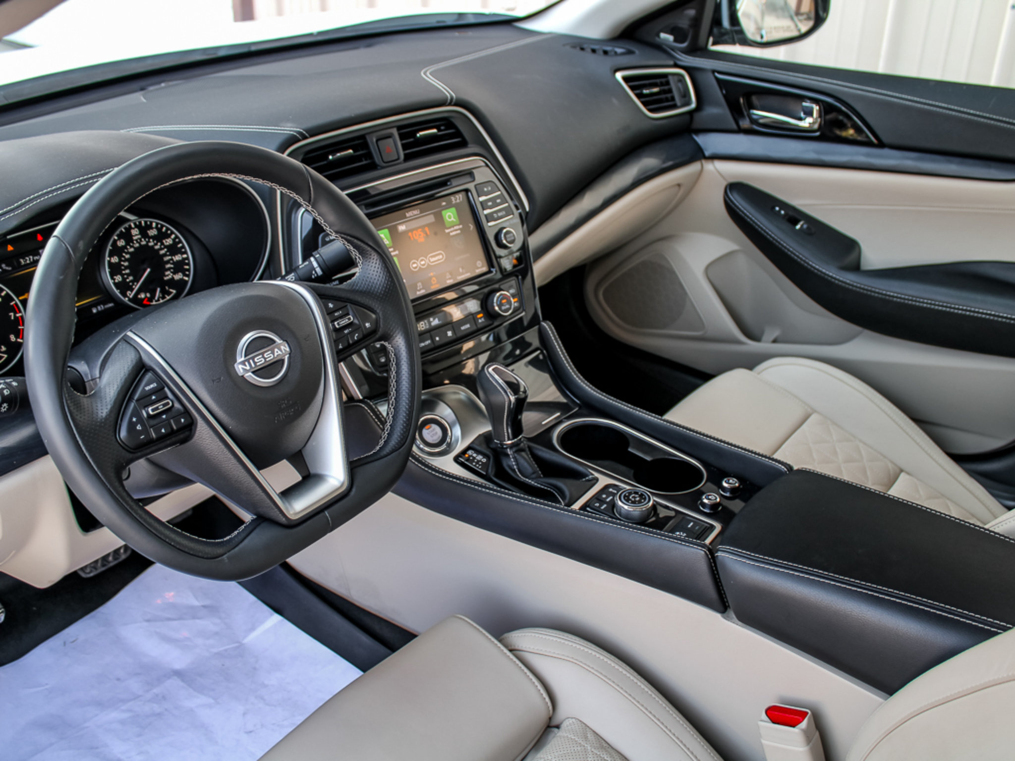 Used 2023 Nissan Maxima Platinum FWD image 18