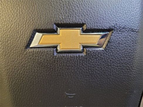 Used 2018 Chevrolet Silverado 1500 LT w/ All Star Edition image 28