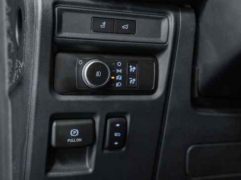 Used 2022 Ford Expedition Max Limited image 53