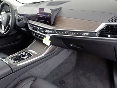 New 2026 BMW X7 xDrive40i w/ Executive Package AWD/4WD image 21