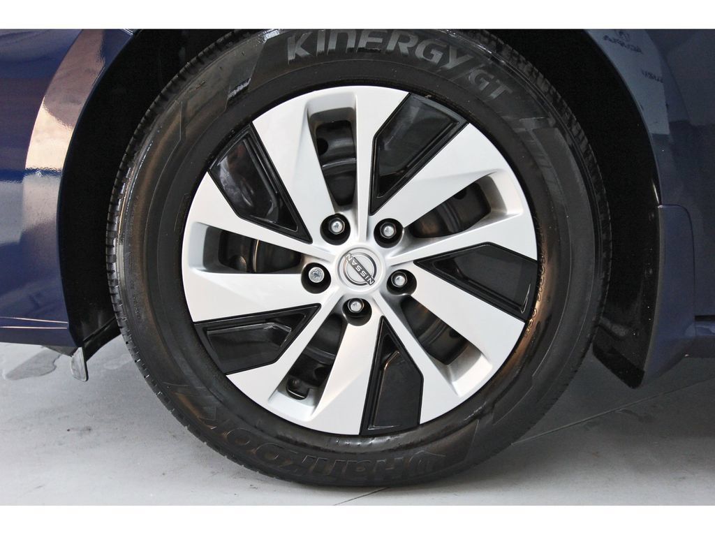 Certified 2024 Nissan Altima 2.5 S FWD image 29