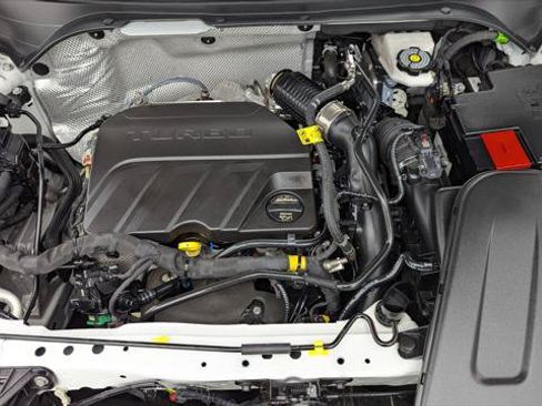 Used 2025 Buick Envista Preferred FWD image 29