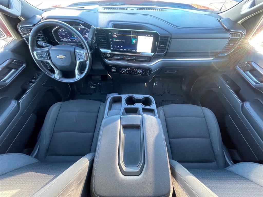 Used 2022 Chevrolet Silverado 1500 LT AWD/4WD image 10
