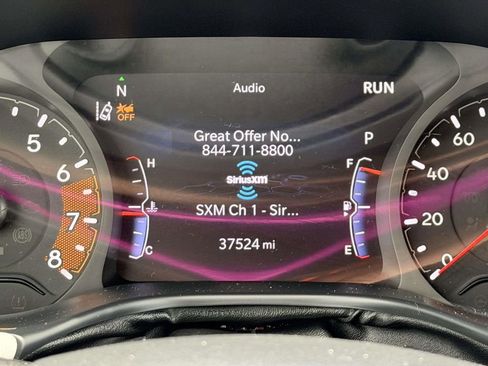 Used 2025 Jeep Compass Limited image 10