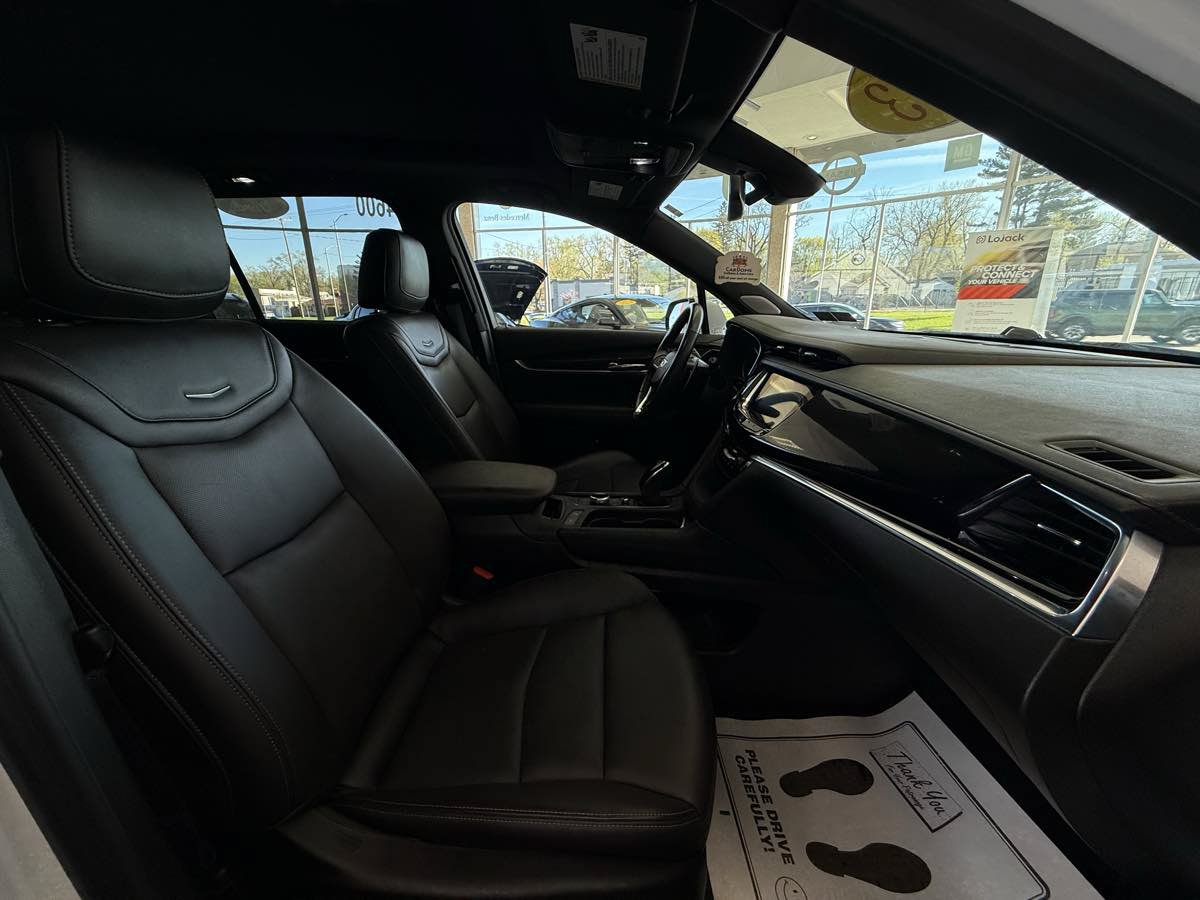 Used 2023 Cadillac XT6 Sport AWD/4WD image 40