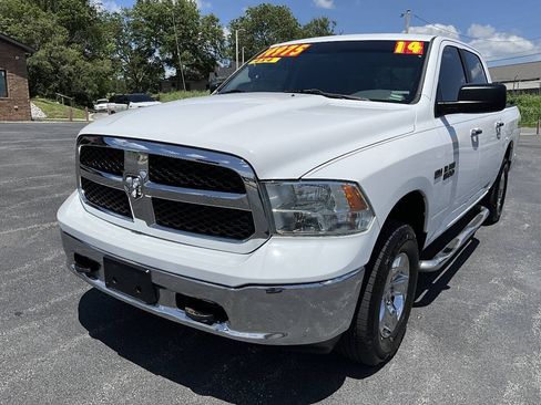 Used 2014 RAM 1500 Classic SLT w/ Remote Start & Security Group AWD/4WD image 24