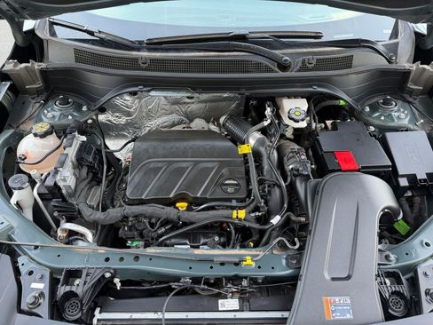 Used 2025 Chevrolet Trax LT image 31