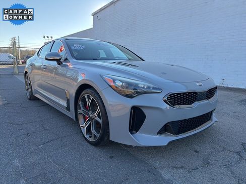 Used 2020 Kia Stinger GT1 image 8