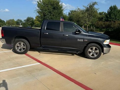 Used 2016 RAM 1500 Lone Star AWD/4WD image 4