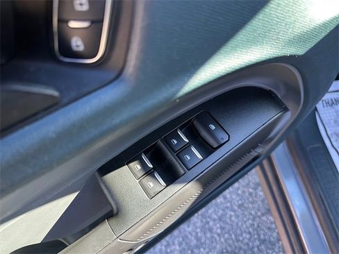 Used 2023 Ford Maverick XL image 19