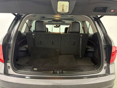 Used 2016 Honda Pilot Touring image 20