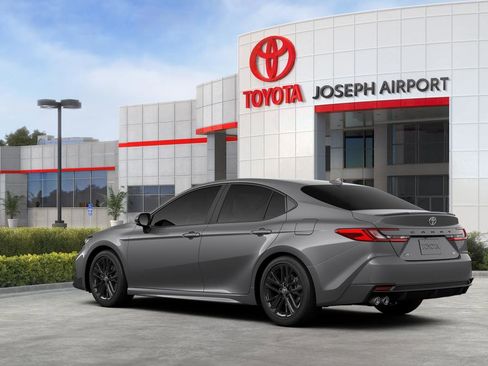 New 2026 Toyota Camry SE FWD image 22