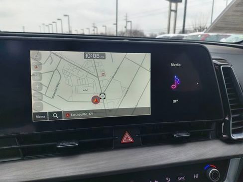 Used 2023 Kia Sportage X-Line w/ X-Line Premium Package image 3