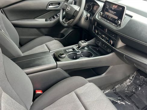 New 2026 Nissan Rogue SV AWD/4WD image 19